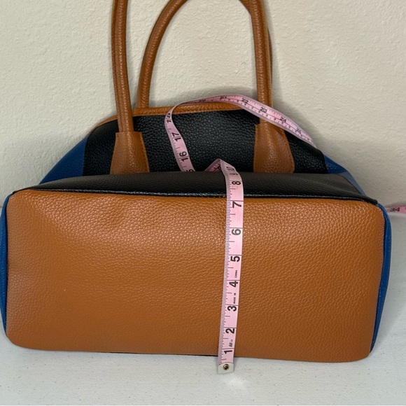 Neiman Marcus Tote Bag Tri-color Camel Brown, Black & Blue Vegan Pebble Leather - Picture 4 of 9